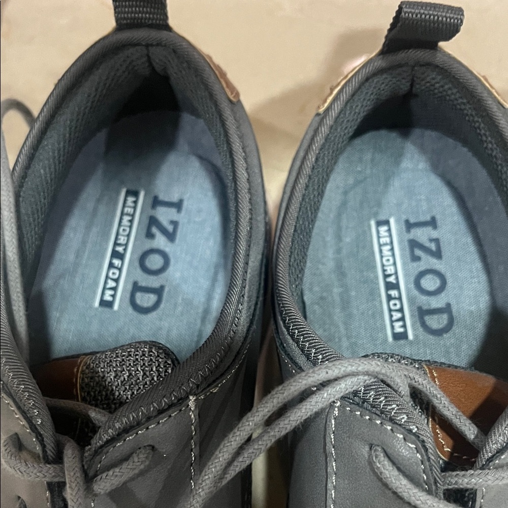 IZOD Men's Charcoal and Brown Sneakers